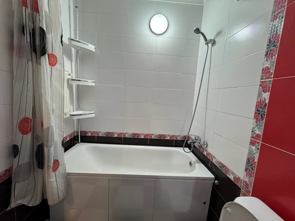 Крупногабаритная 3-комнатная квартира