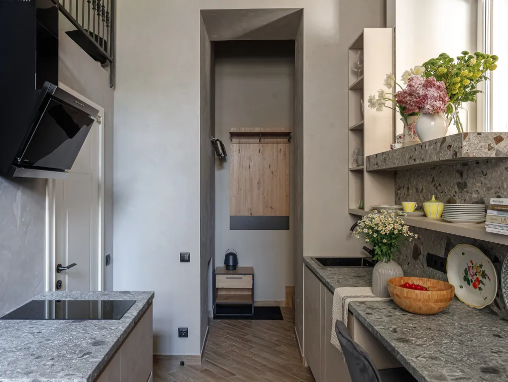 Уютная двухуровневая квартира с сауной в центре города