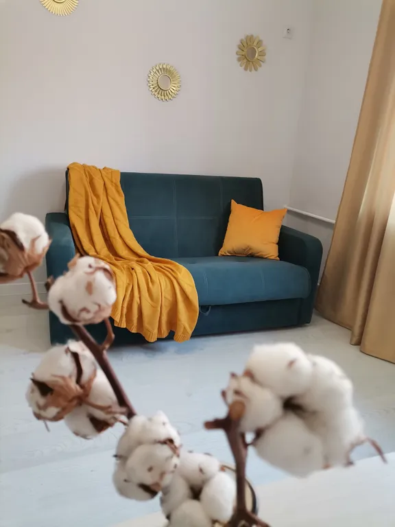 Квартира Современная студия на улице Мельникайте — Тюмень