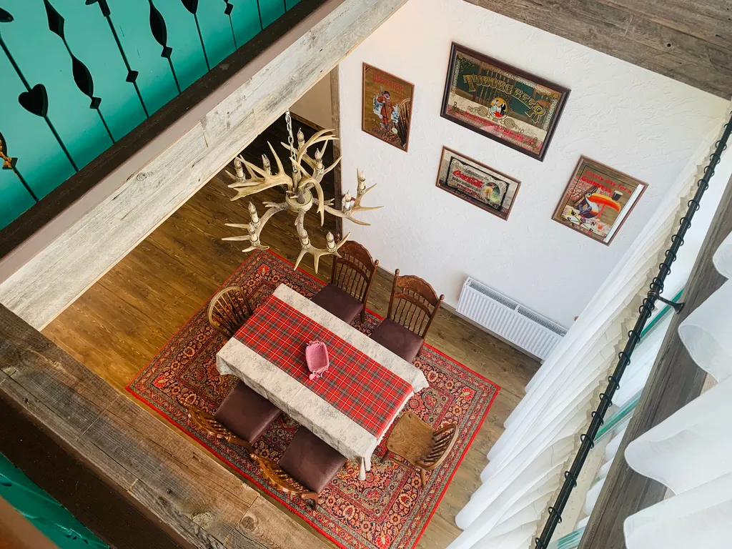 6-комнатный Дом