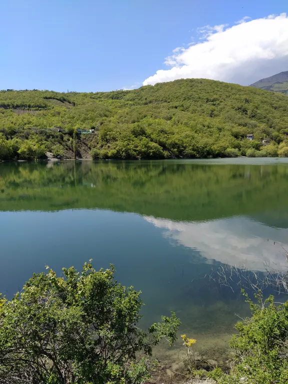 Уютный коттедж рядом с озером