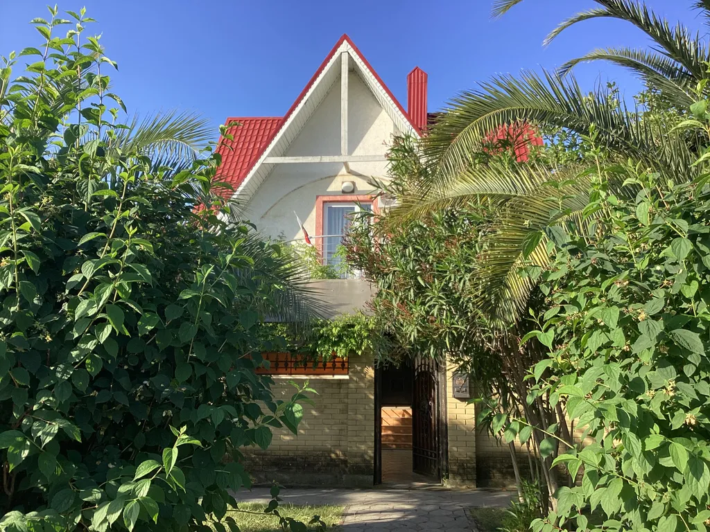 Коттедж Дом на море — аренда посуточно в Сириус