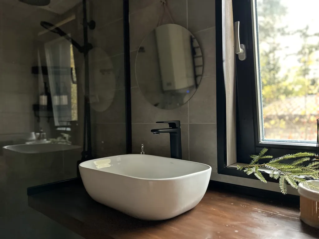 Коттедж Коттедж у озера с камином Сосновый Дом — Орехово