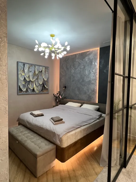 Скромный лофт с нотками поп-арта недалеко от центра