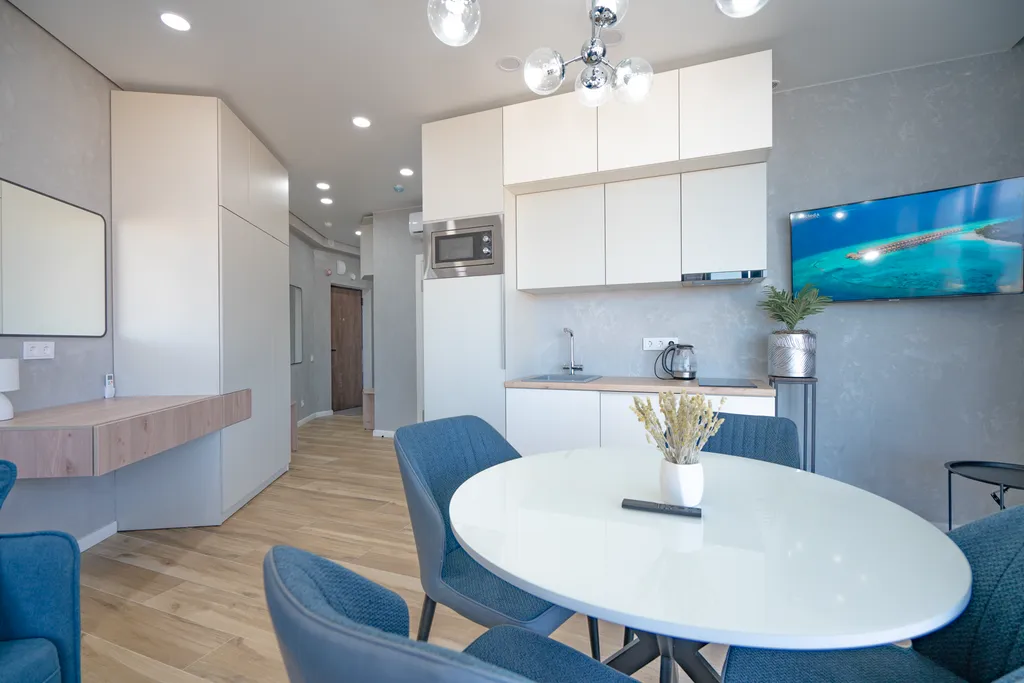 Дизайнерские апартаменты LS-LUX-SOFT BLUE с видом на море и горы