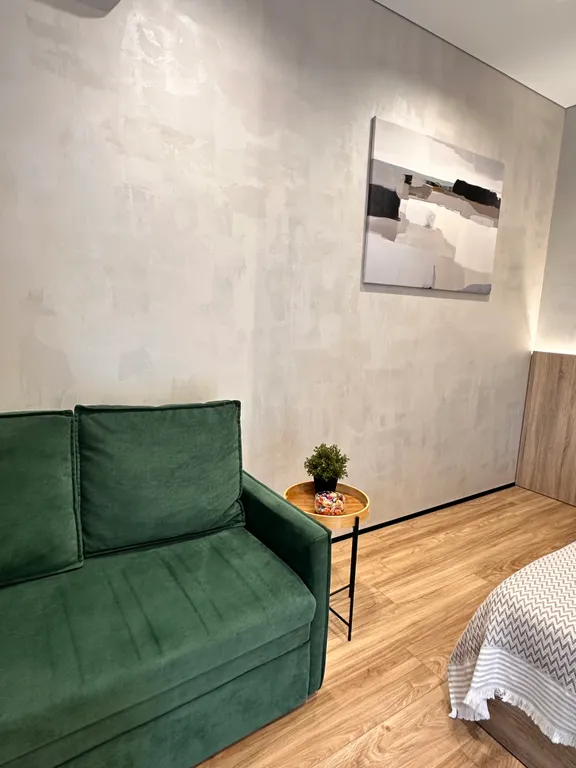 Апартаменты с балконом в центре курортной зоны