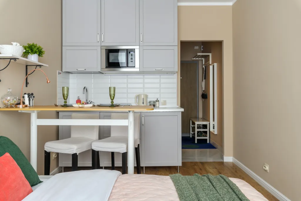 Студия с видом на сосны в Зеленогорске, закрытая территория