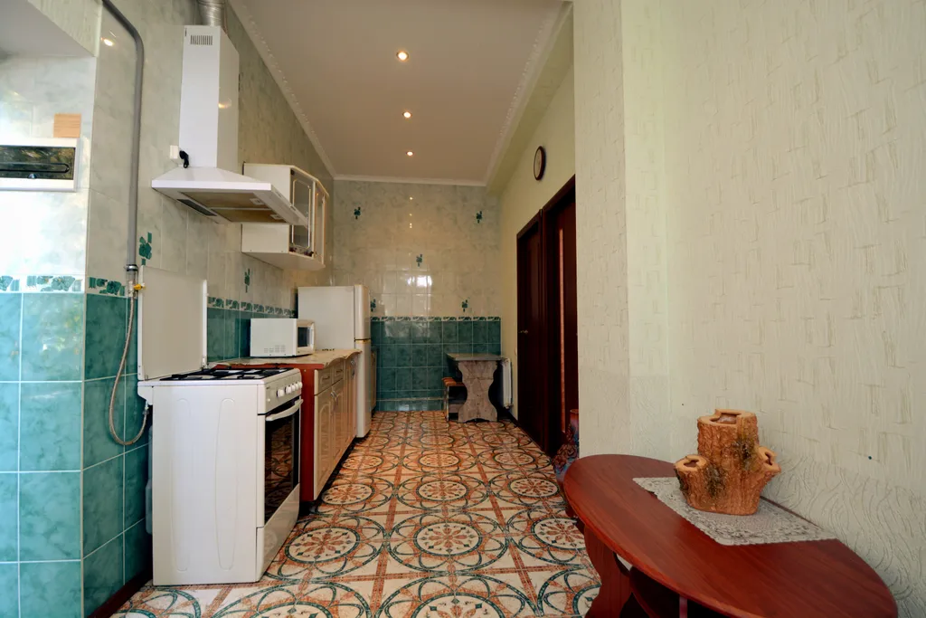 Коттедж Видовая комфортабельная квартира в частном доме с садом у моря, центр — Ялта