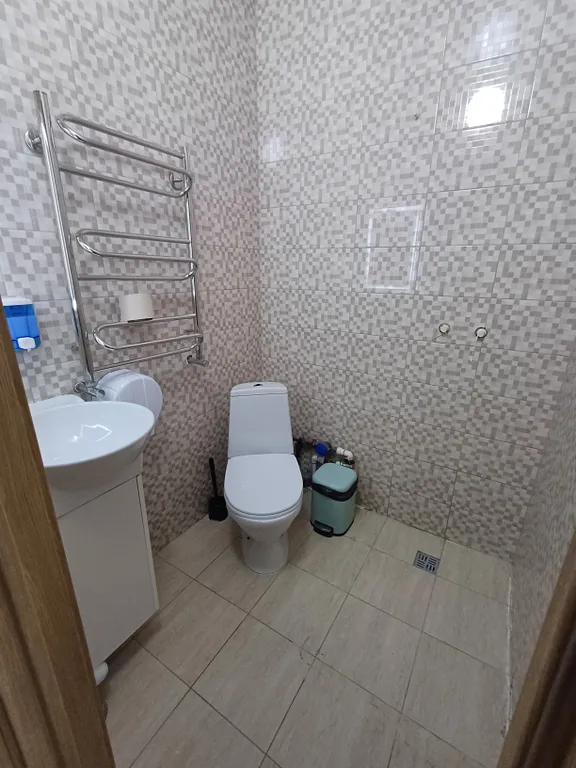 Часть дома с собственным двором около моря