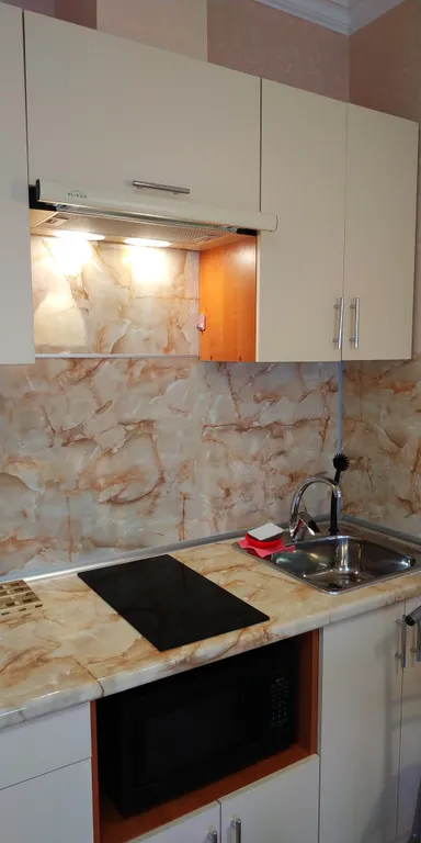 Судия в 600 метрах от моря в центре Адлера