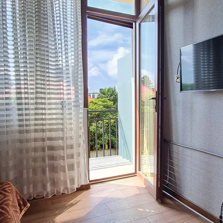 Уютная студия у подножья горы недалеко от пляжа Гонио и Батуми