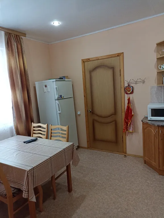 Домик у озера