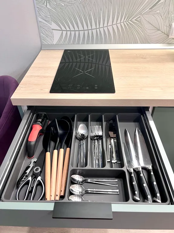 Новая дизайнерская студия для 3-х человек