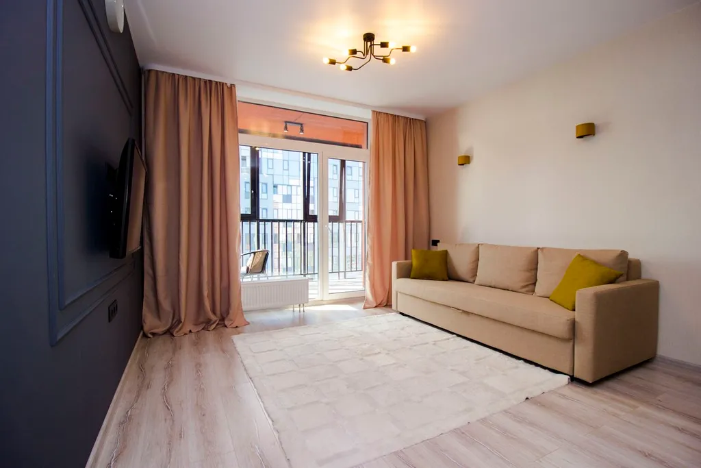 2-комнатная квартира в центре с видом на город