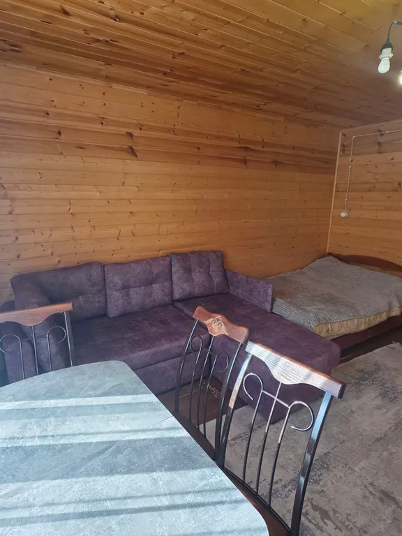 Домик с видом на горы