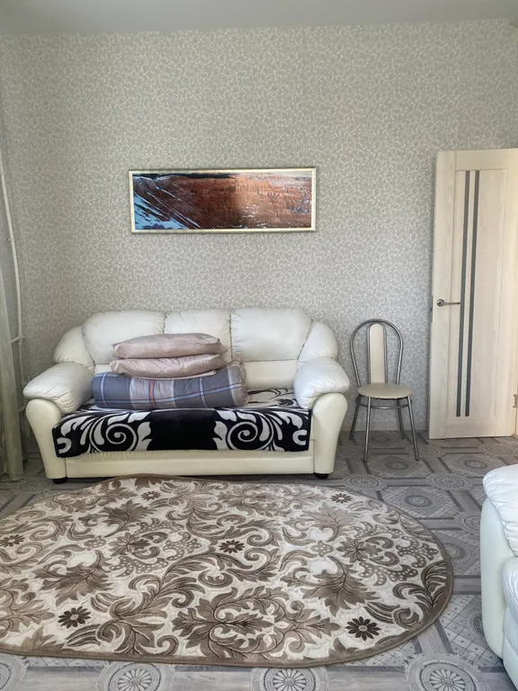 Двухкомнатная квартира -50 кв,м -в самом центре города