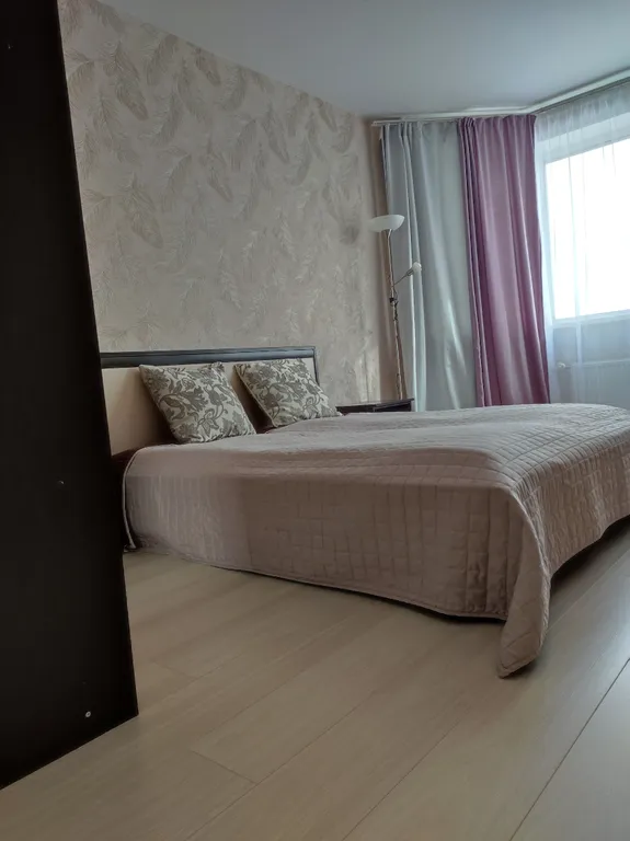 Евродвушка у метро вид на город с 26 этажа