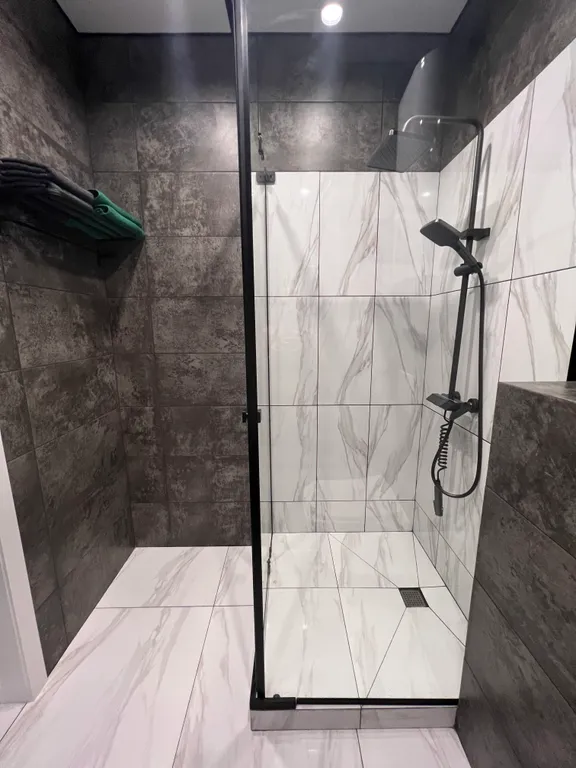 Уютная квартира в тихом районе с большой парковкой