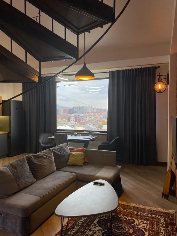 Уютный лофт с мансардой вблизи моря