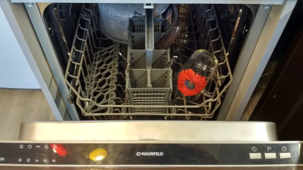 Уютная квартира, не студия, есть почти всё