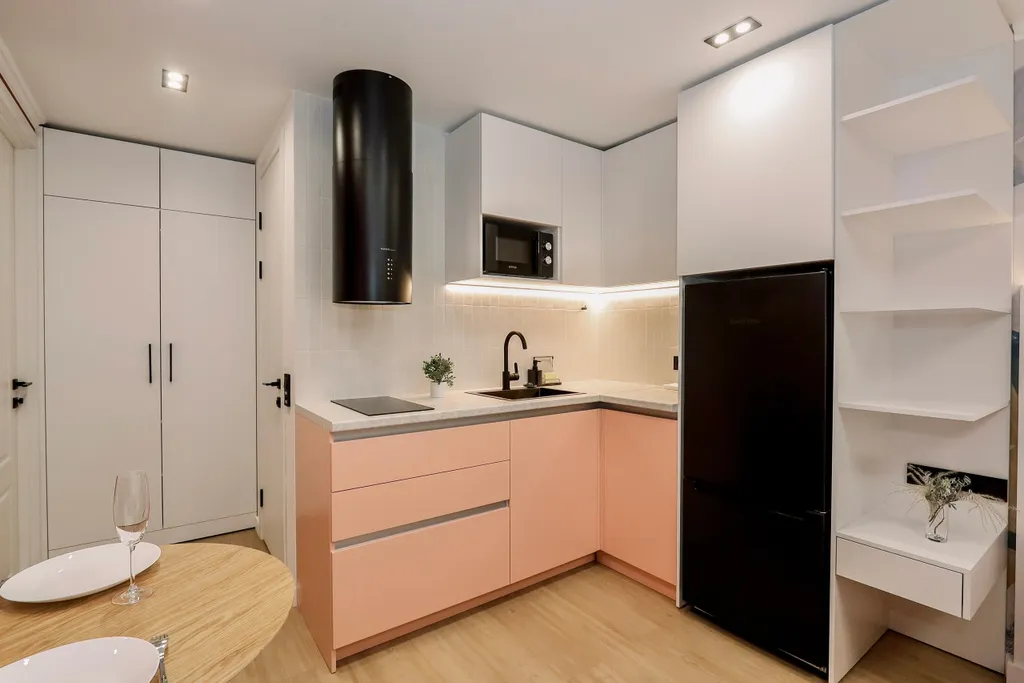 Дизайнерская студия премиум-класса c великoлепным видом для двоиx