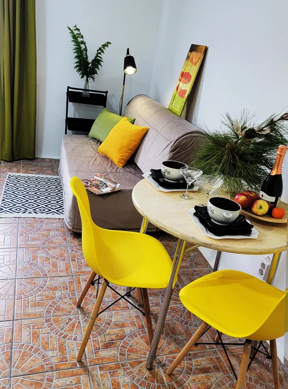 Квартира Квартира Зеленая студия с мини кухней, тихий центр — Геленджик