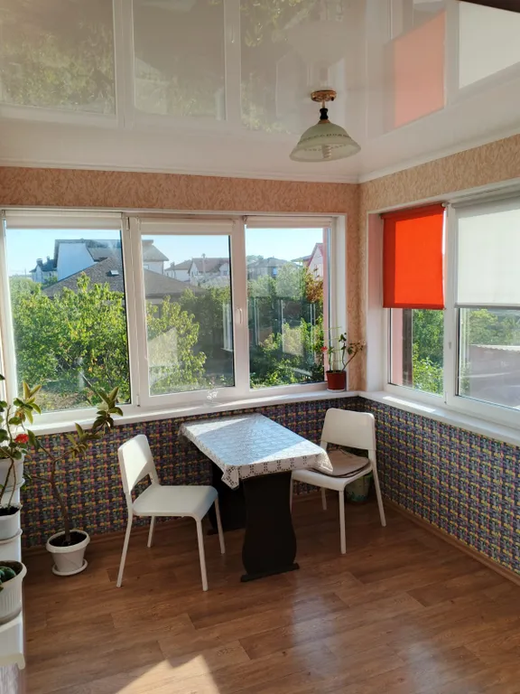 Уютная однокомнатная квартира — аренда посуточно в Керчь