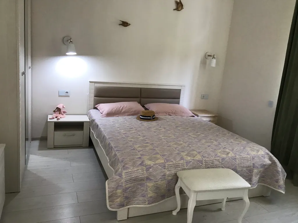 Новый дизайнерский европейский дом недалеко от моря, у Ялта интурист