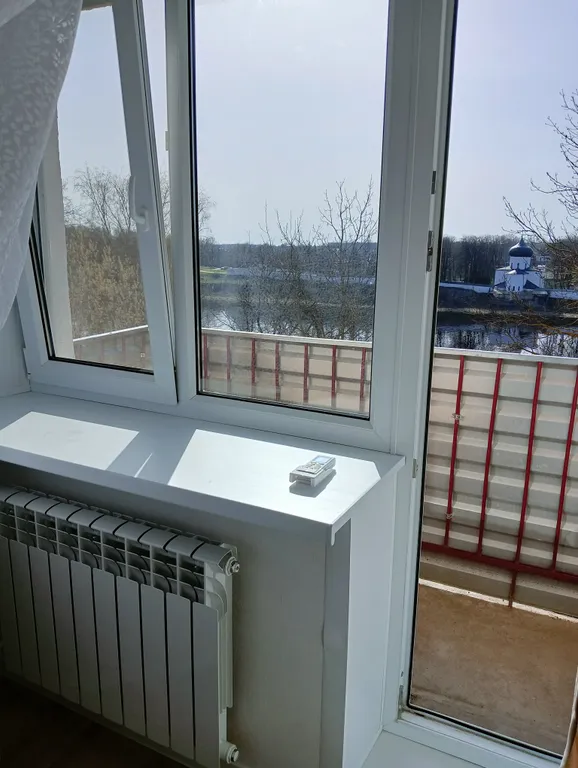 Двухкомнатная квартира в центре города с потрясающим видом из окна