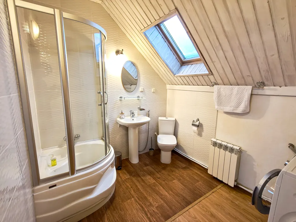 Дом с банькой у Павловского парка