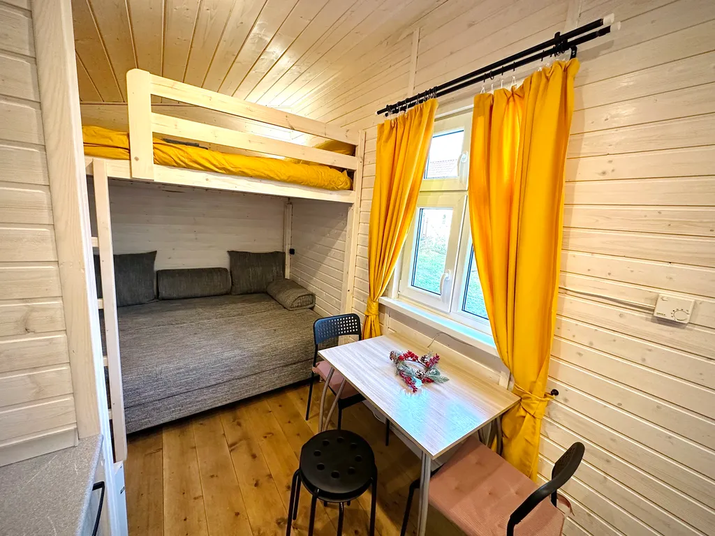 Уютный дом у залива