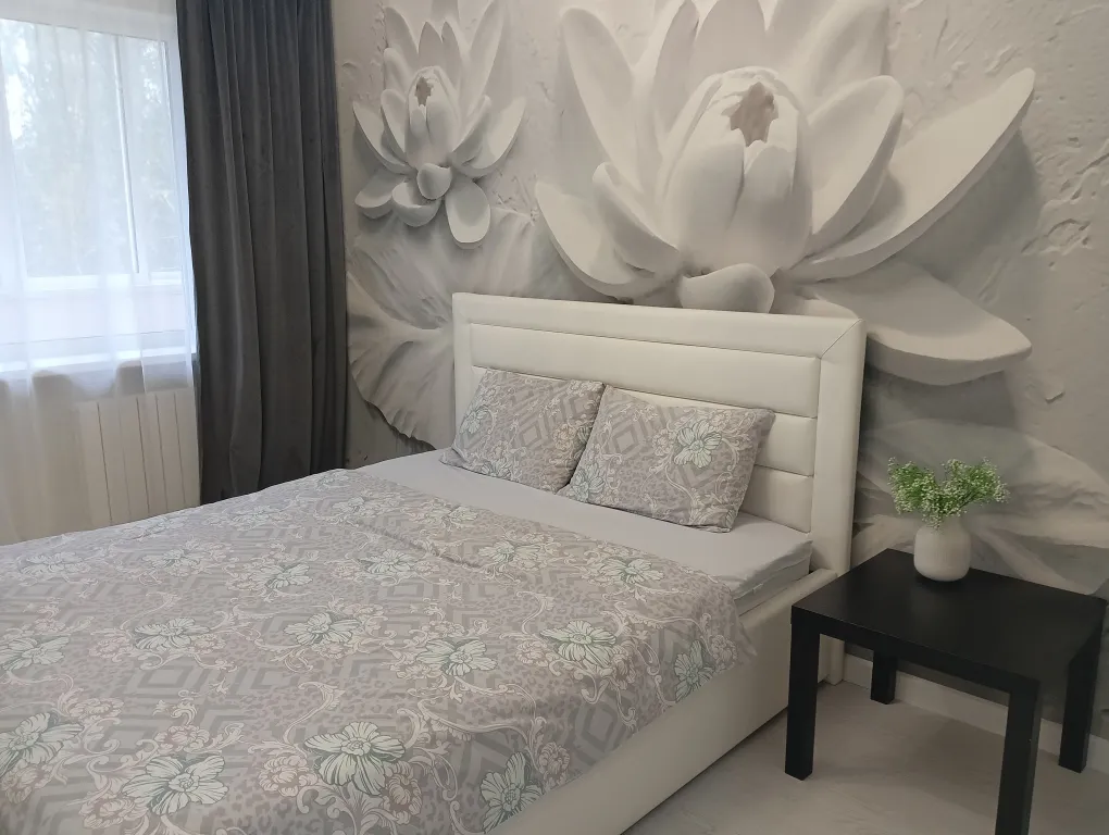 Квартира возле городской стоматологии — аренда посуточно в Серов