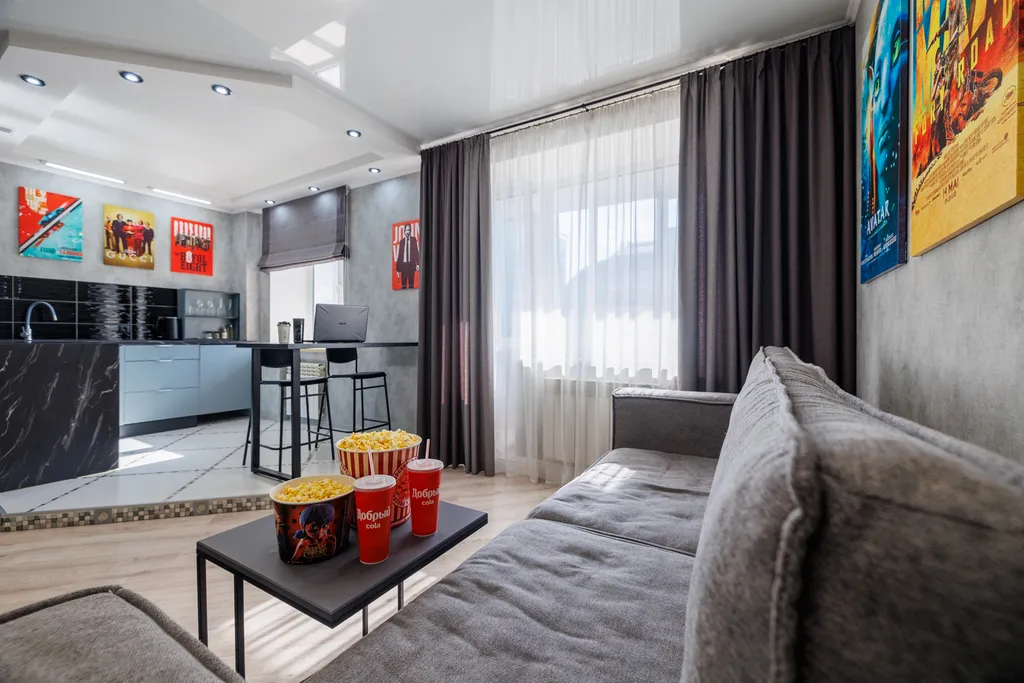 Киностудия - свежая студия с 65" Smart-TV