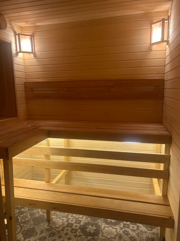 Эко-дом у озера с чаном, сауной и бильярдом