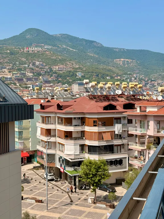 SA Apartments! Luxury 2bd Flat 150m to the Beach