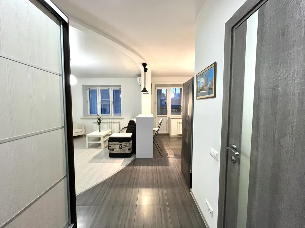 Квартира-студия рядом с Площадью Победы