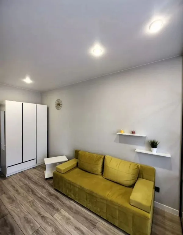 Квартира Квартира Яркая жёлтая студия в ЖК Самолёт — Краснодар