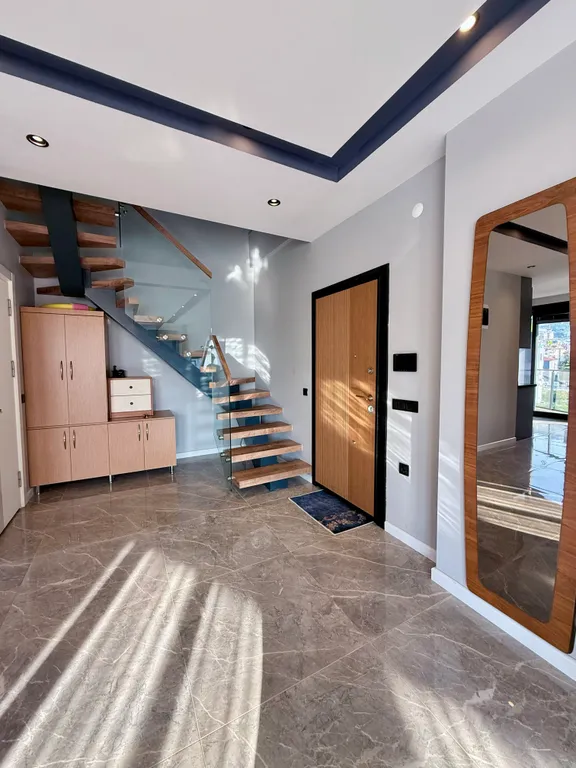 SA Apartments! Luxury 2bd Flat 150m to the Beach