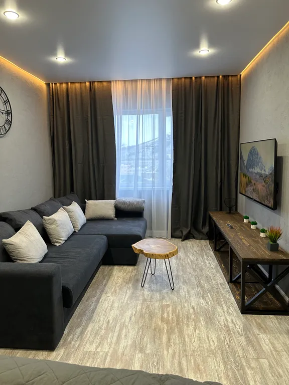 Однокомнатная квартира рядом со склоном