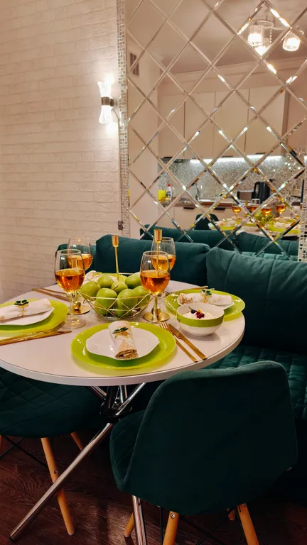 Уютные апартаменте в Университетском Золотой Лев " Изумрудные "