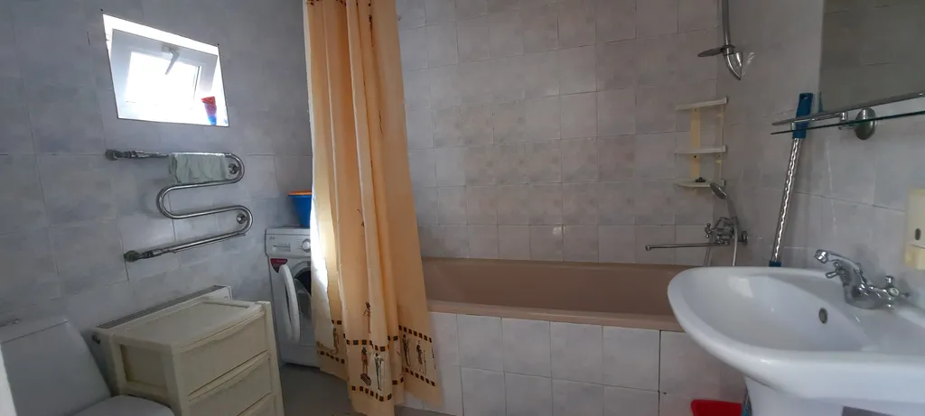 3к дом с двором в Евпатории