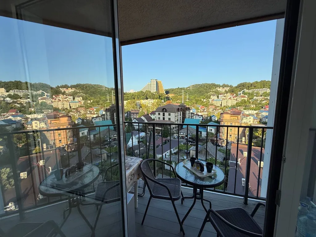 Двухкомнатная квартира в 2 минутах самого лучшего пляжа в Дагомысе