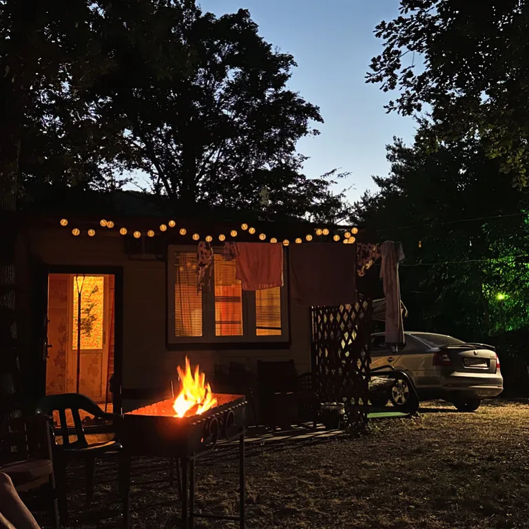 Коттедж Дачный домик в лесу — аренда посуточно в Бетта