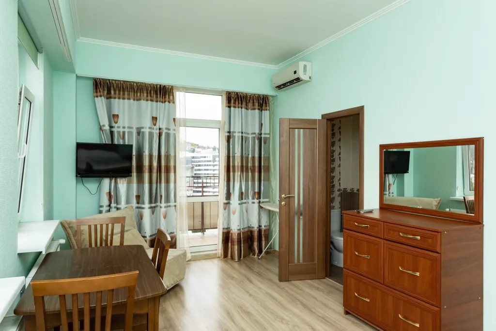 Стильная 1-комнатная квартира у моря