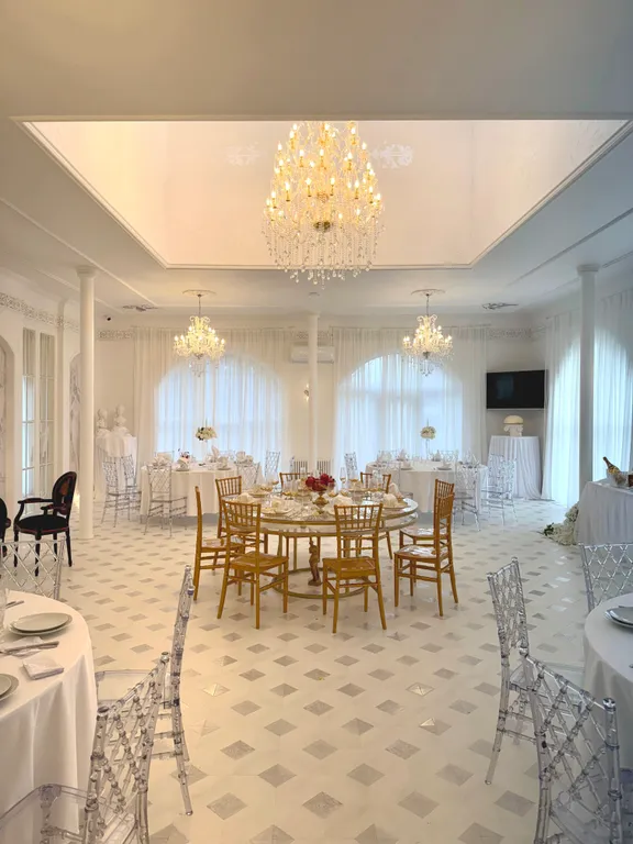 Дом у озера