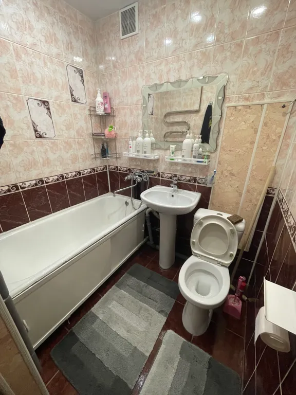 Уютная квартира в спальном районе ждет порядочных людей