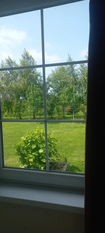 Дом с террасой на берегу моря