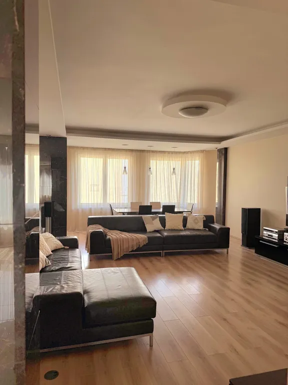 Просторная квартира в центре