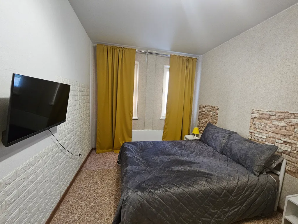 Уютная квартира в центре — аренда посуточно в Нягань