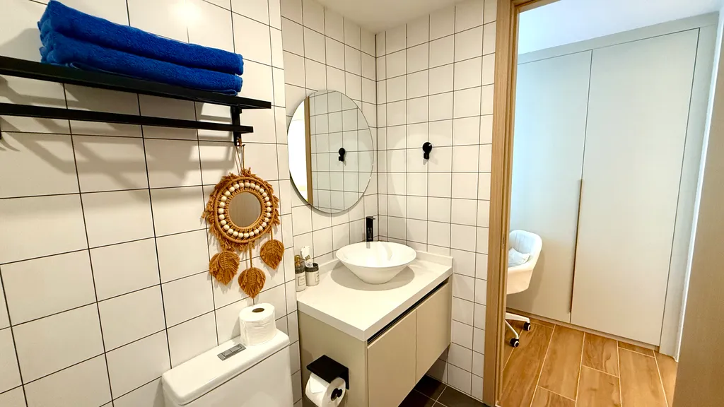 Милая квартира с отдельной спальней около моря Пляж Камала